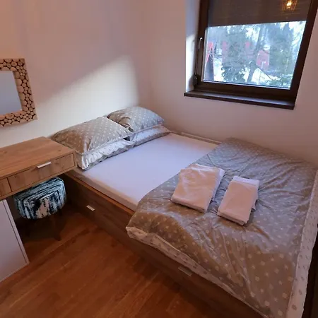 Apartment Nela 1 *