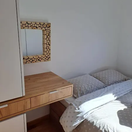 Apartment Nela 1 *