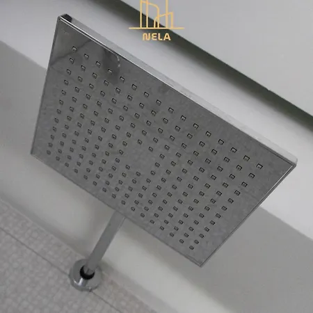 アパート Nela 1 ヤホリナ